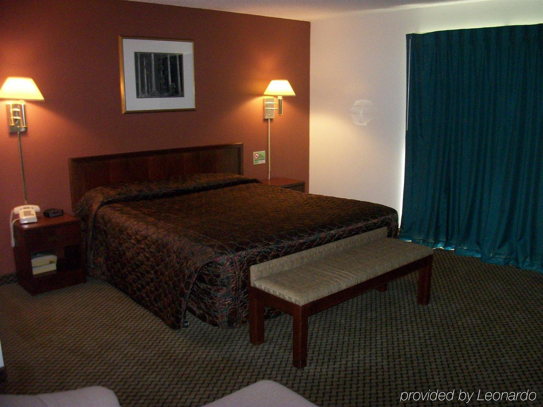Rodeway Inn Enumclaw Mount Rainier-Crystal Mountain Area Room photo